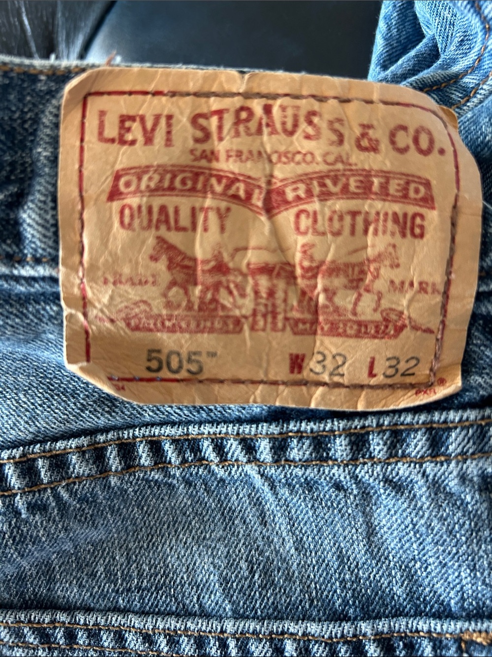 Triple Levi’s Bundle - Picture 2 of 6
